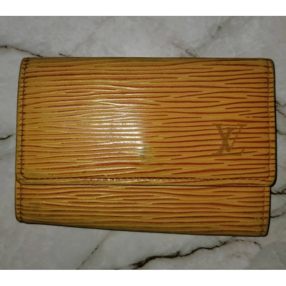 Louis Vuitton‎ Vintage 6 Key Holder Yellow Epi Leather MI0953
